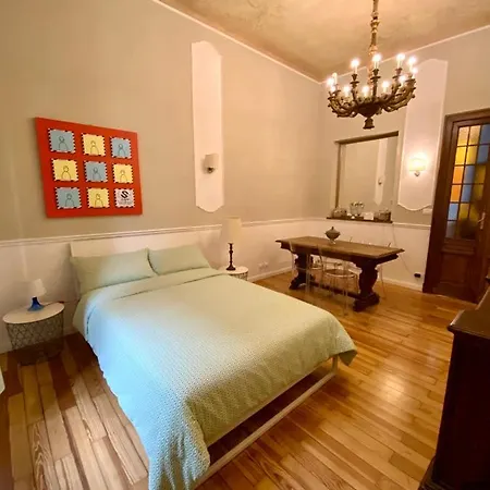 Into - 27 Apartment